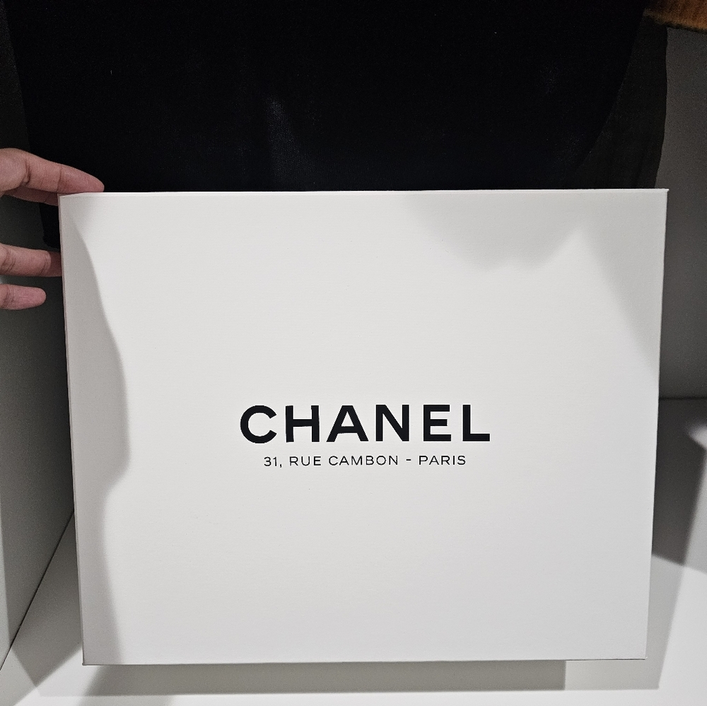 Chanel Box 11x13x5